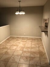 24352 Dover Ln in Hayward, CA - Building Photo - Building Photo