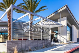 Birchway Tropicana in Las Vegas, NV - Foto de edificio - Building Photo