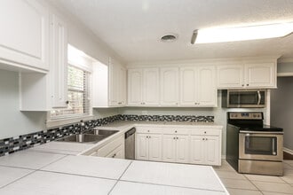 816 Deborah St in Pearl, MS - Building Photo - Building Photo