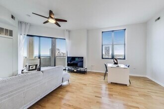 1464 S Michigan Ave in Chicago, IL - Building Photo - Building Photo