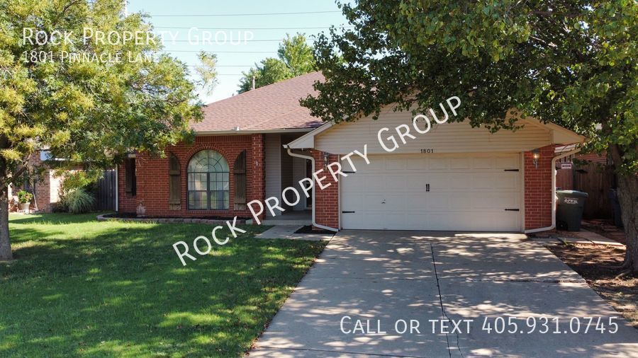 1801 Pinnacle Ln in Edmond, OK - Building Photo