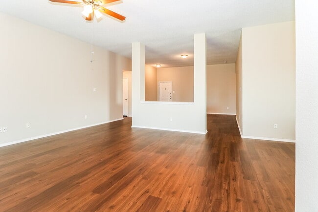 1415 Heather Ridge Dr in Lancaster, TX - Building Photo - Building Photo