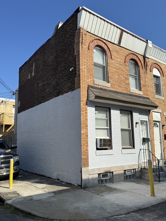 3317 Gransback St in Philadelphia, PA - Building Photo - Building Photo