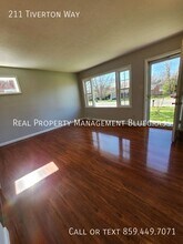 211 E Tiverton Way in Lexington, KY - Building Photo - Building Photo