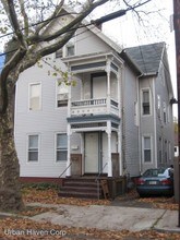 9 May St in New Haven, CT - Building Photo - Building Photo