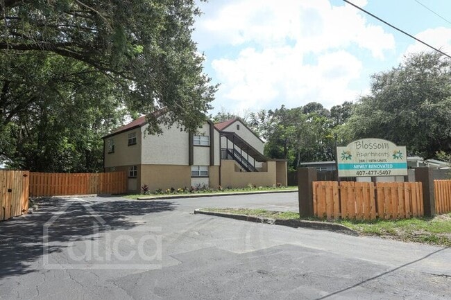 1828 Blossom Terrace in Orlando, FL - Building Photo - Building Photo