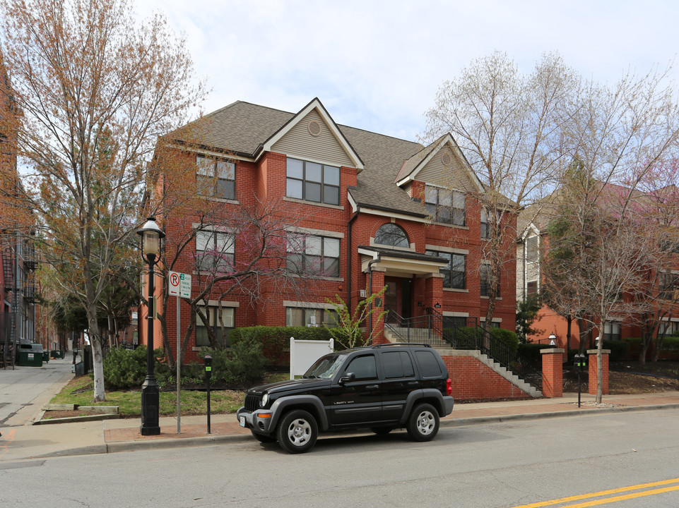 Quality Hill Square Condos in Kansas City, MO - Building Photo