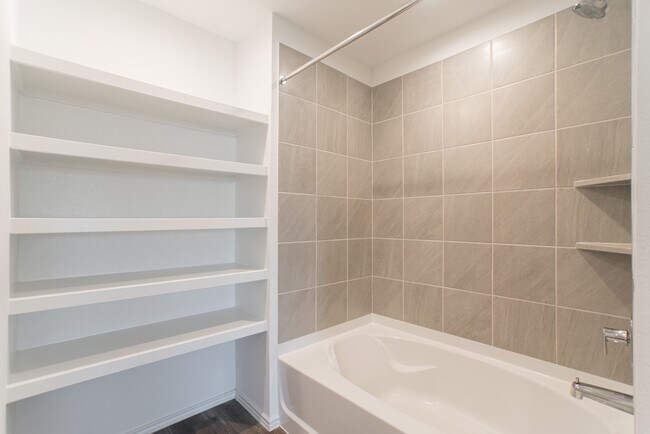 property at 24314 Pebble Cres Ln