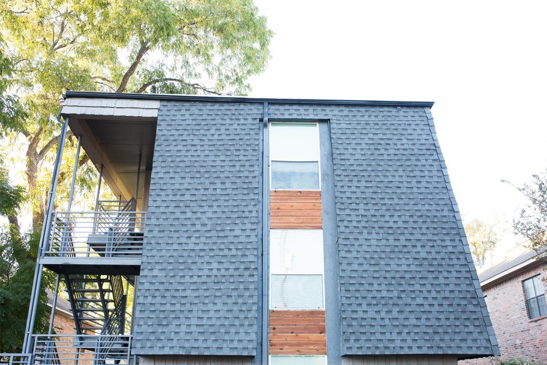 2821 Reagan St-Unit -101 in Dallas, TX - Building Photo
