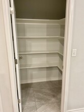 5412 Capilla St in Laredo, TX - Building Photo - Building Photo