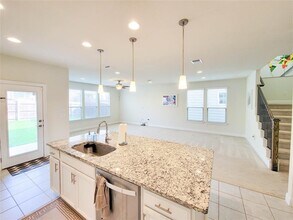 16116 Nightshade St in Austin, TX - Foto de edificio - Building Photo