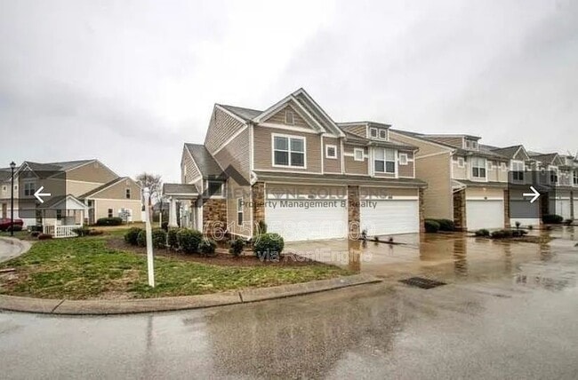 property at 2015 Lavender Ct