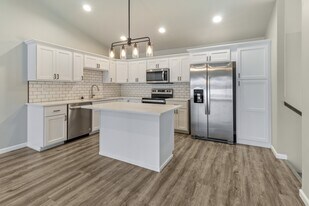 242 Divide Dr in Horace, ND - Building Photo