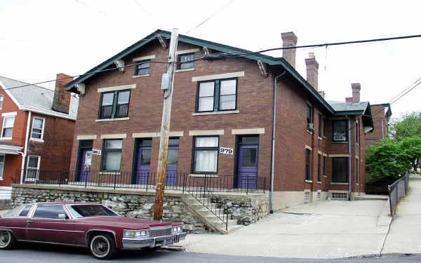 979-981 Hatch St in Cincinnati, OH - Building Photo - Building Photo