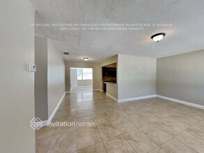 2199 NW 81st Terrace in Sunrise, FL - Building Photo - Building Photo