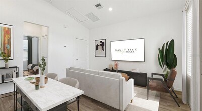 6499 SW 44th Wy in Gainesville, FL - Foto de edificio - Building Photo