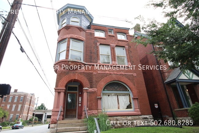 property at 1001 S 1st St