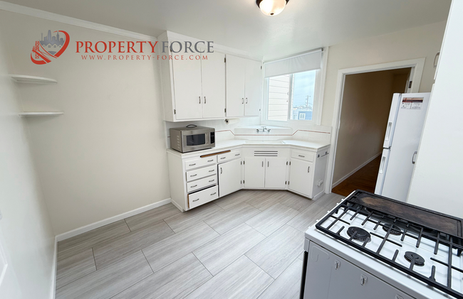 property at 2643 42nd Ave
