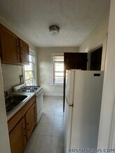 44 Central St in Somerville, MA - Foto de edificio - Building Photo