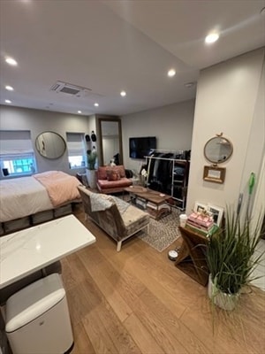 267 Newbury St, Unit 3