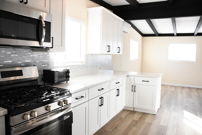 property at 61576 Aberdeen Dr