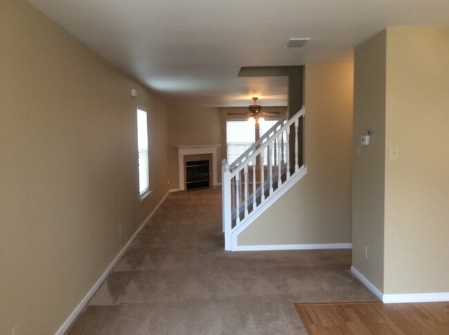 1113 Swearngan Ridge Ct in Charlotte, NC - Building Photo - Building Photo