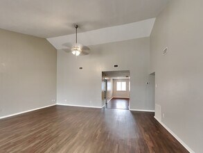 14002 Edenglen Dr in Houston, TX - Building Photo - Building Photo