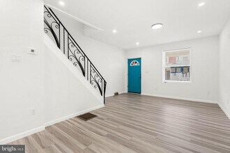 5514 Broomall St in Philadelphia, PA - Building Photo - Building Photo