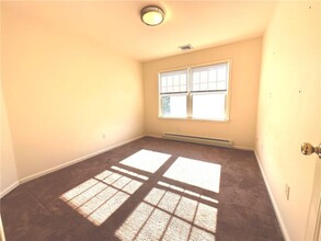 68 Virginia Ave in Dobbs Ferry, NY - Building Photo - Building Photo
