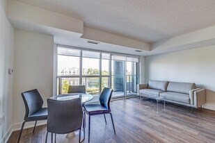 70 George Butchart Dr in Toronto, ON - Building Photo