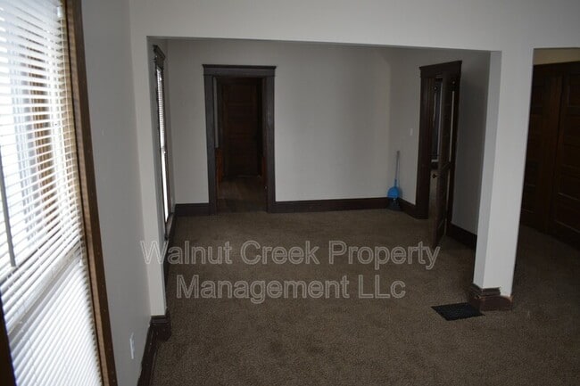 property at 1309 Middle Ave
