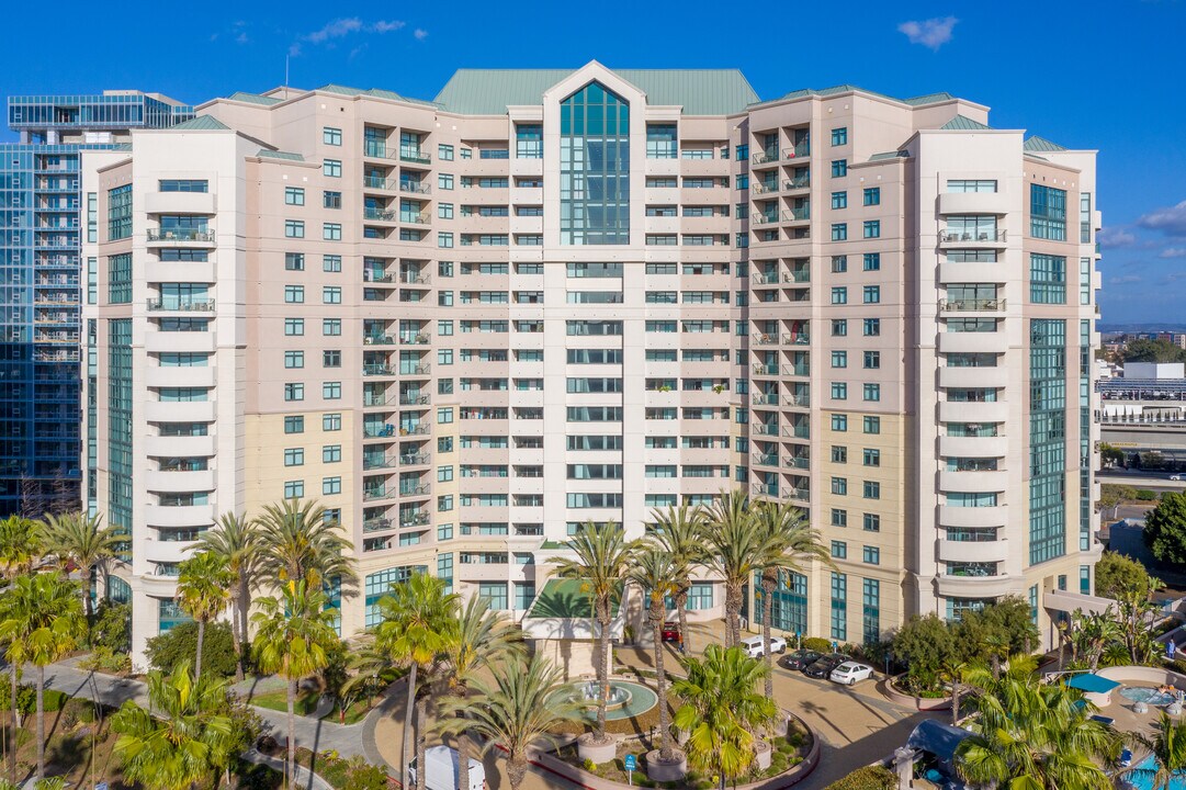 Towers at Costa Verde in San Diego, CA - Building Photo