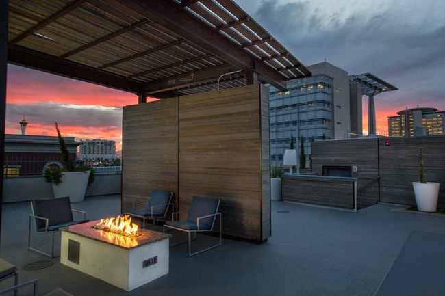 Towne Terrace in Las Vegas, NV - Foto de edificio - Building Photo