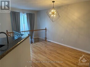 1577 Duplante Ave in Ottawa, ON - Building Photo - Building Photo