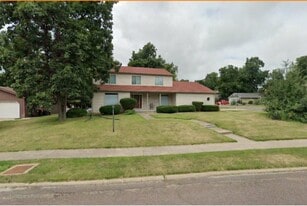 6231 N Talisman Terrace in Peoria, IL - Building Photo