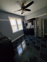 7942 S Loomis Blvd-Unit -1 in Chicago, IL - Building Photo - Building Photo