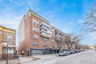 531 52nd St Apartments