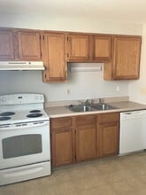 101-120 Riverdale Dr in Syracuse, NY - Building Photo - Building Photo