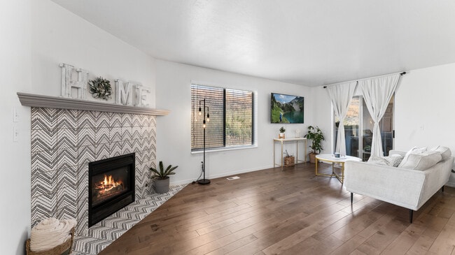 property at 9225 S Jefferson Cv