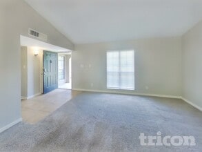 405 Magnolia Dr in Forney, TX - Building Photo - Building Photo