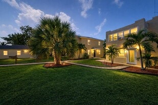 509 6th Ave N in Lake Worth Beach, FL - Building Photo