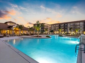 Solea Wellen Park 55+ Active Adult in Venice, FL - Building Photo