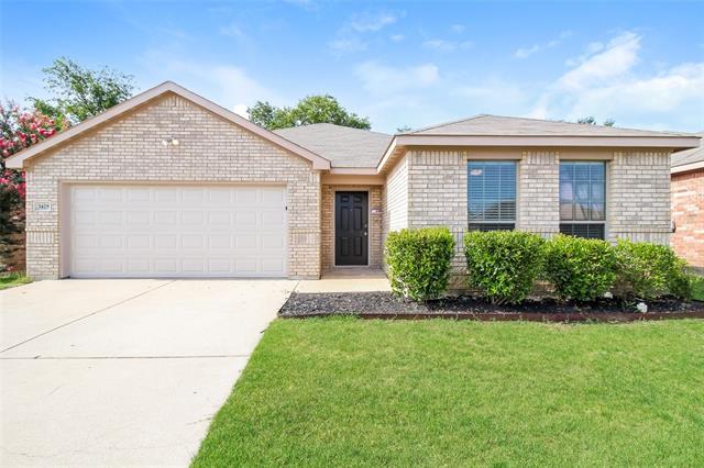 property at 3429 Heatherbend St
