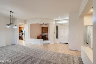 35006 N 27th Ave in Phoenix, AZ - Foto de edificio - Building Photo