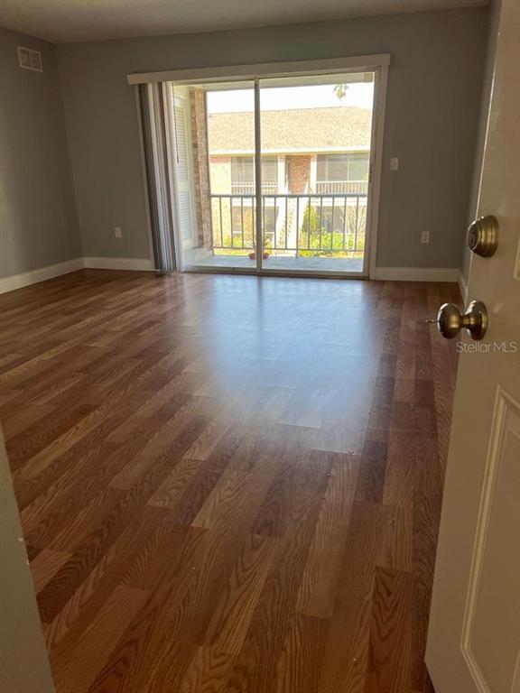 4392 Lake Underhill Rd in Orlando, FL - Building Photo - Building Photo