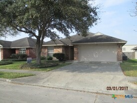 117 Gemini Ct in Victoria, TX - Building Photo