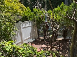 property at 1725 1/2 Malcolm Ave