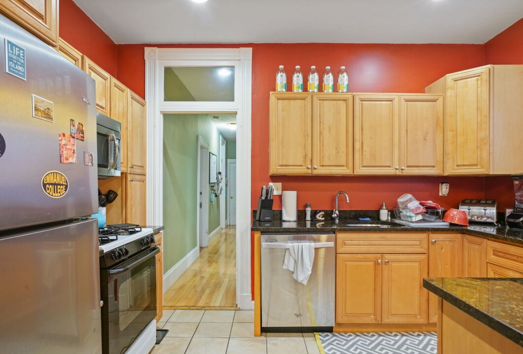 68 Calumet St, Unit 2 in Boston, MA - Building Photo