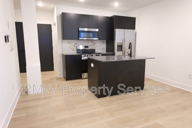 property at 1901 E Willard St