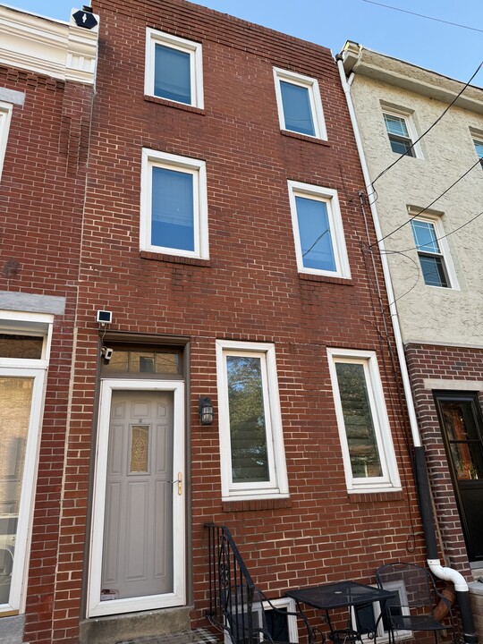 124 Greenwich St in Philadelphia, PA - Building Photo